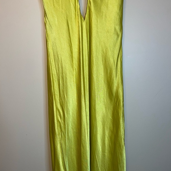 MESHKI XS DRESS SATIN CUT OUT MAXI - Picture 13 of 16